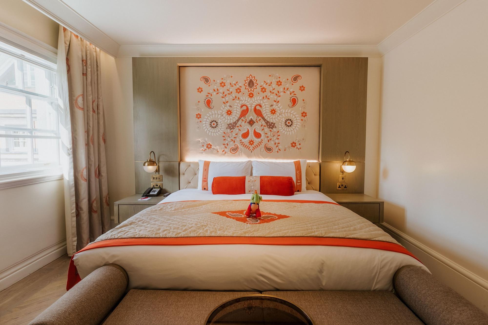 Hotel The Lalit Londýn Pokoj fotografie A bedroom at the hotel